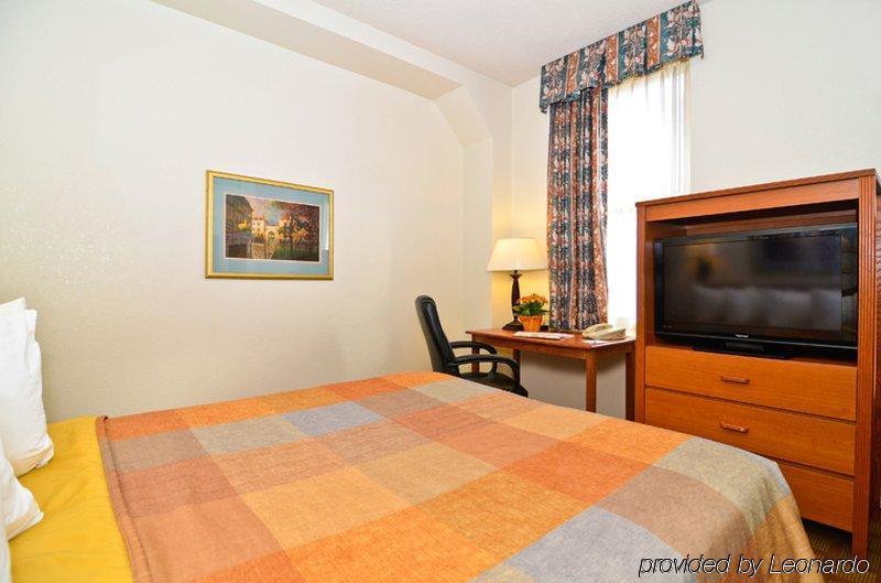 Fairfield Inn & Suites By Marriott Milwaukee Downtown Room photo
